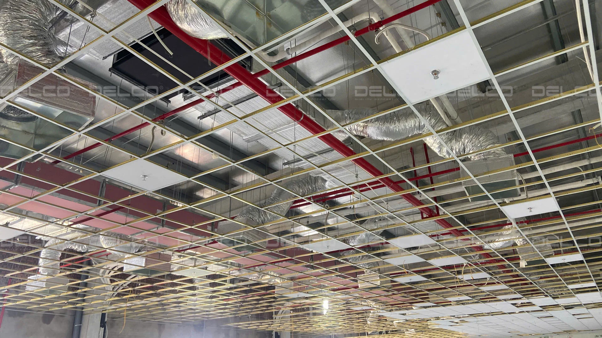 KLW 工場の電気・機械設備工事