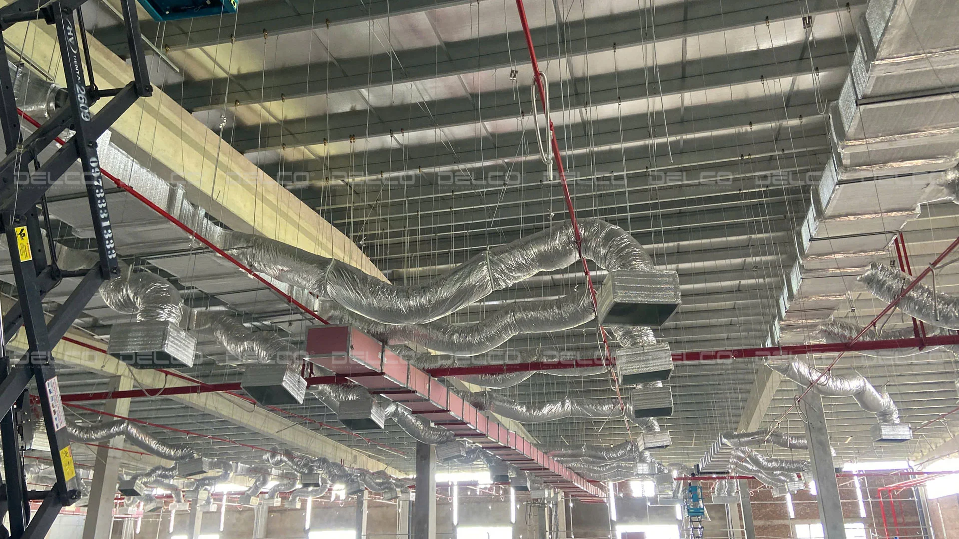 KLW 工場の電気・機械設備工事