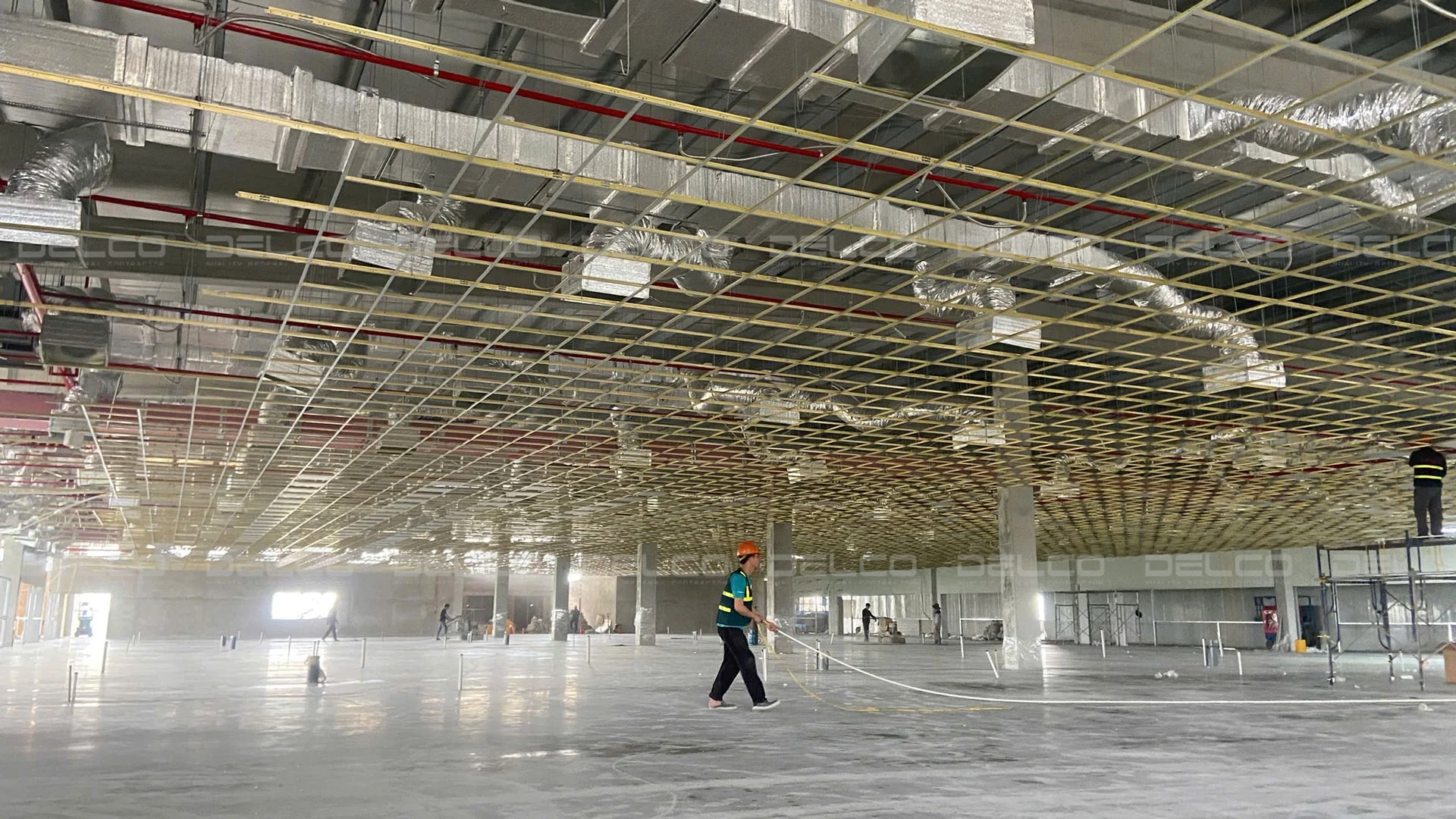 KLW 工場の電気・機械設備工事