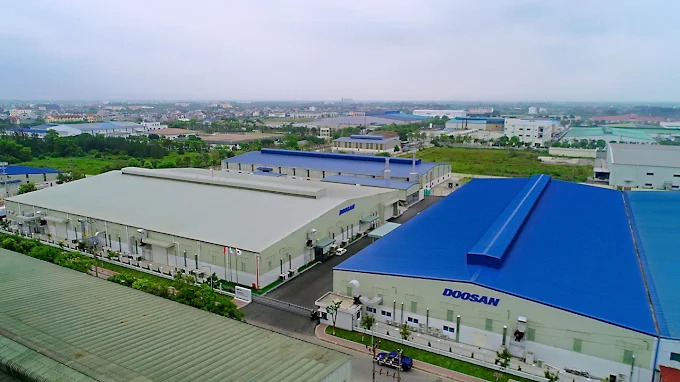 Fit-out construction of DOOSAN factory in Hai Duong under strict safety standards
