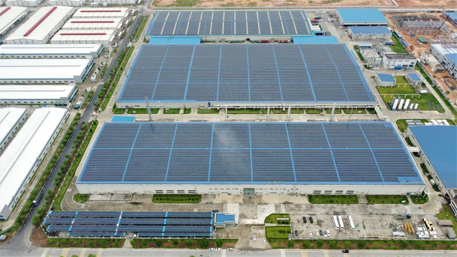 Xu hướng điện mặt trời có làm thay đổi kiến trúc và kết cấu nhà máy?